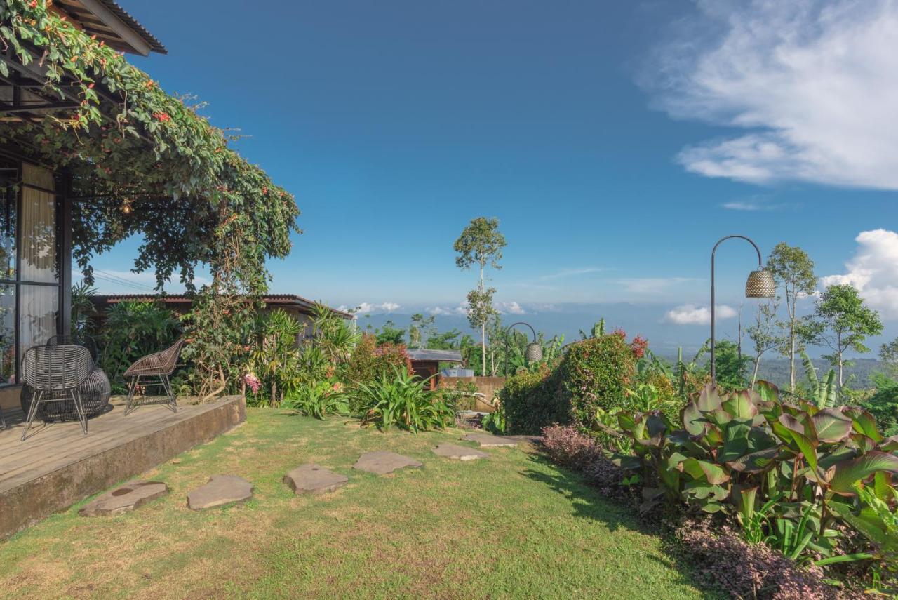 Kayukopi Villa Munduk  Luaran gambar