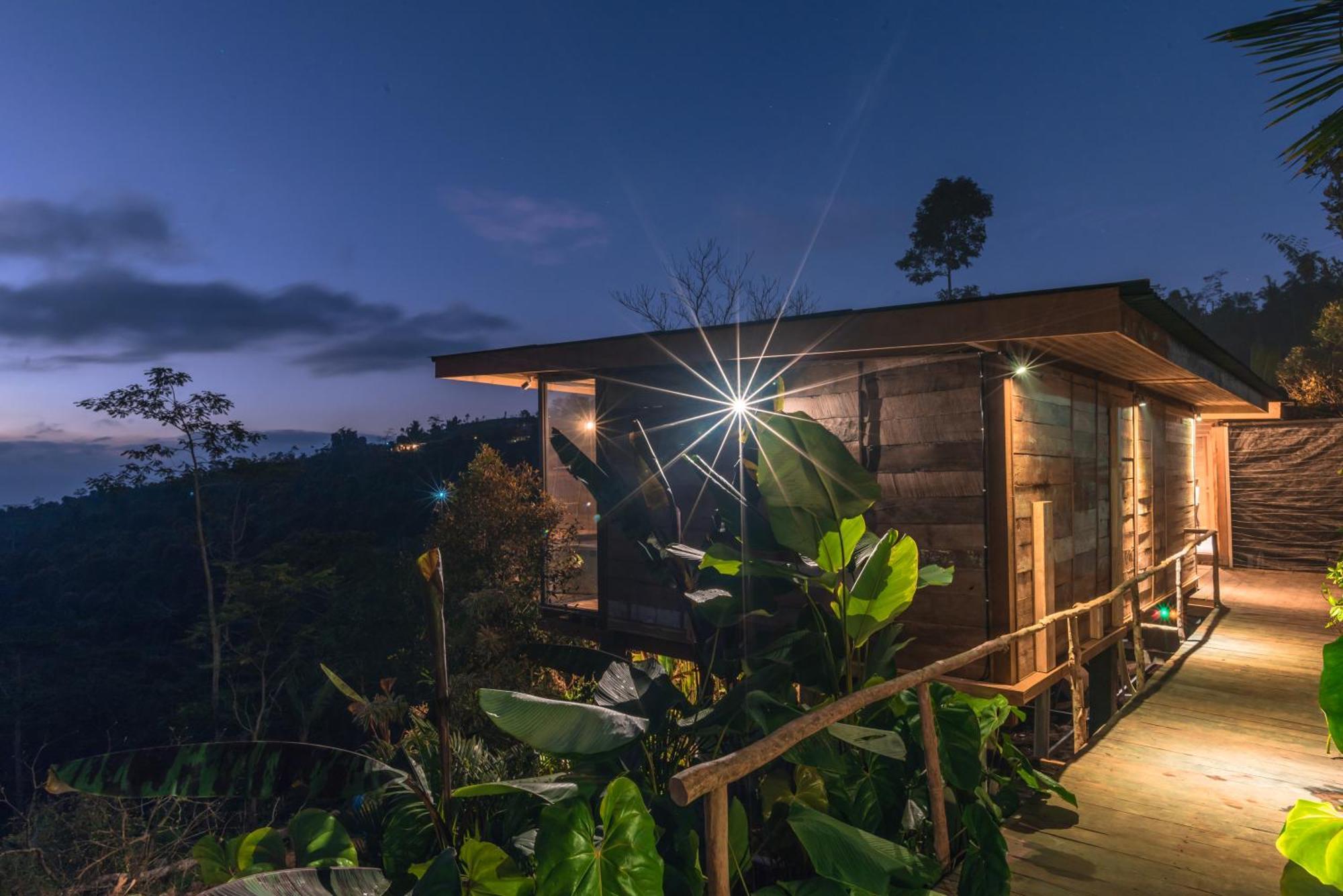 Kayukopi Villa Munduk  Luaran gambar