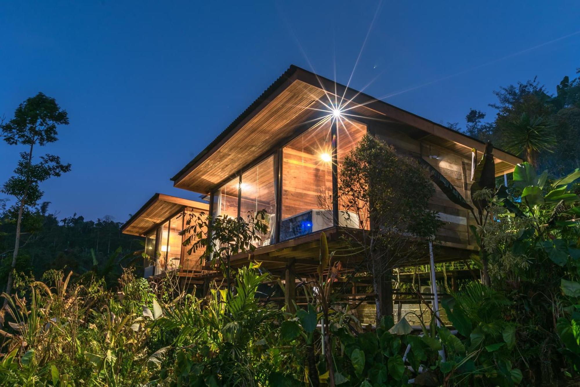 Kayukopi Villa Munduk  Luaran gambar